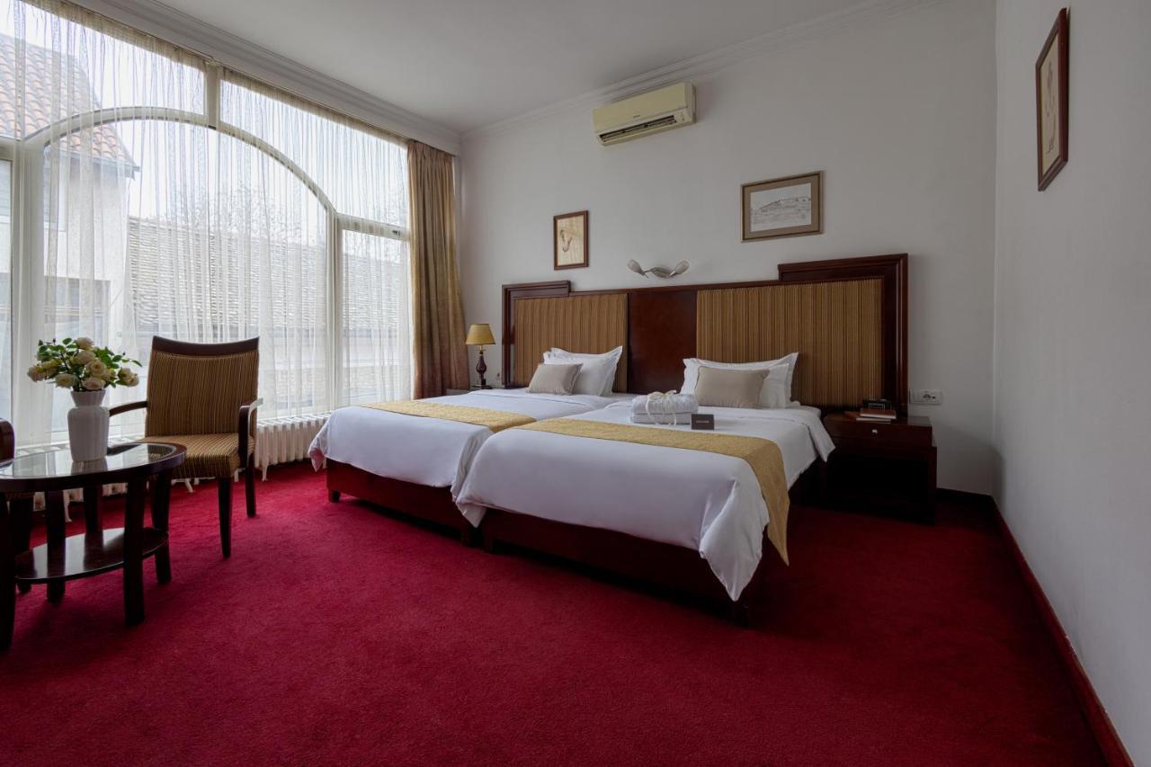Garni Hotel Planeta Inn Novi Sad Exterior photo