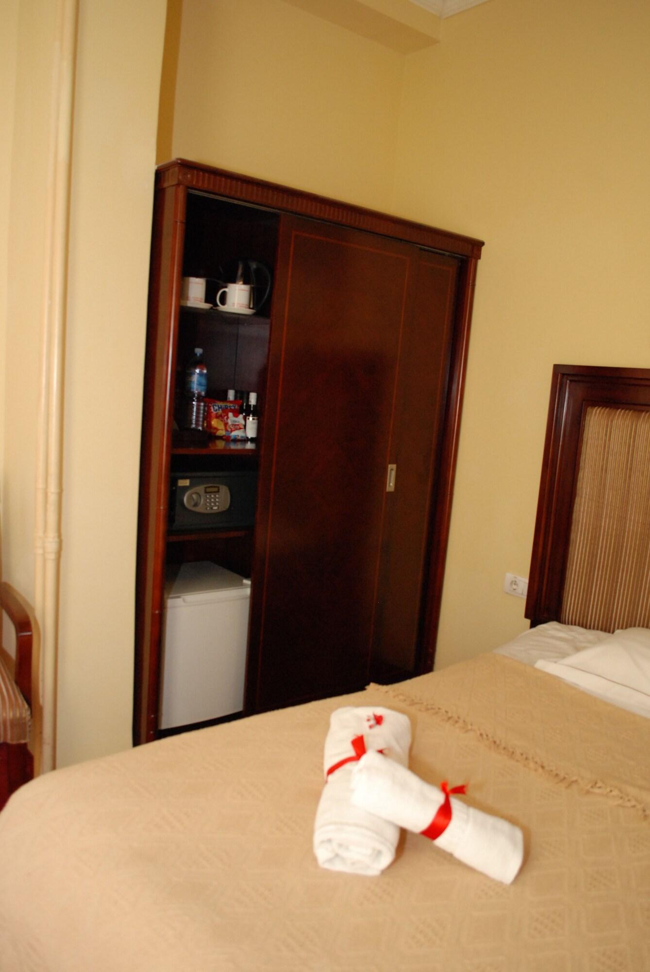 Garni Hotel Planeta Inn Novi Sad Exterior photo