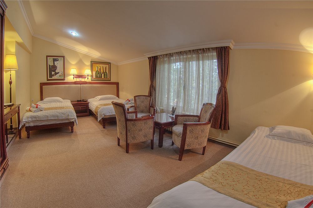 Garni Hotel Planeta Inn Novi Sad Exterior photo